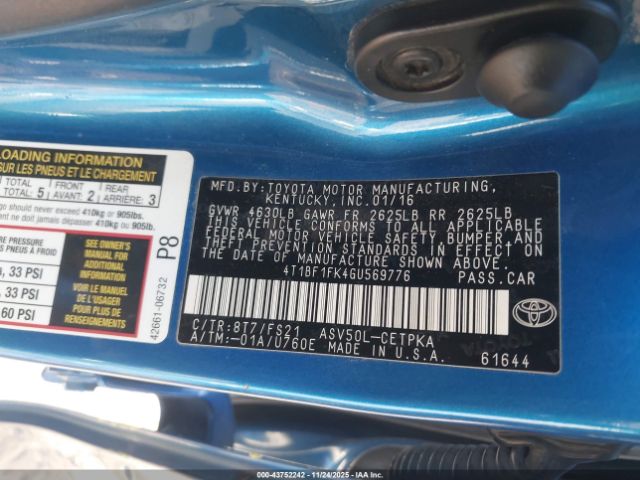 Toyota Camry Se Image 5