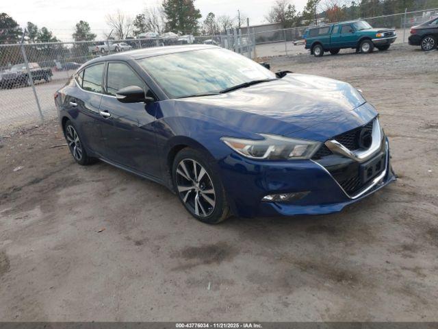  Salvage Nissan Maxima