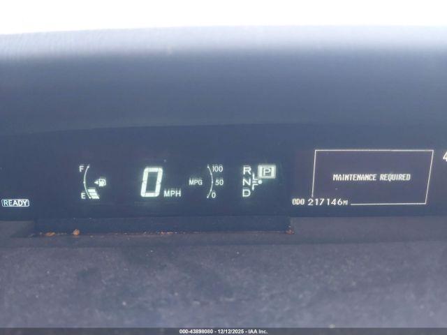 Toyota Prius Two Image 14