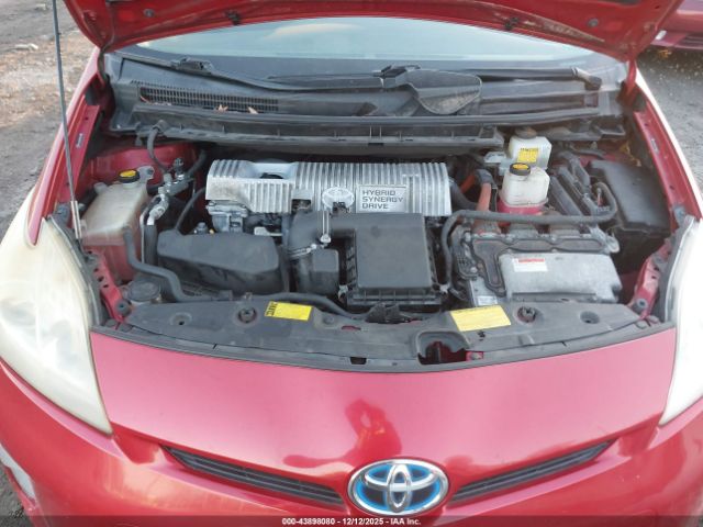 Toyota Prius Two Image 13