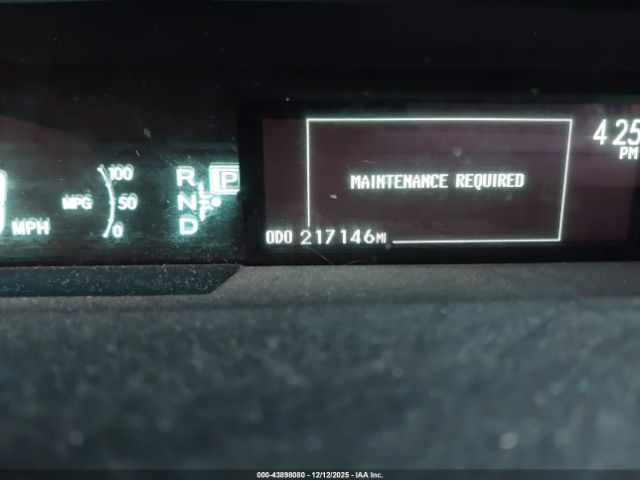 Toyota Prius Two Image 9