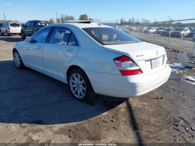 Mercedes-Benz S-Class 4matic Image 9