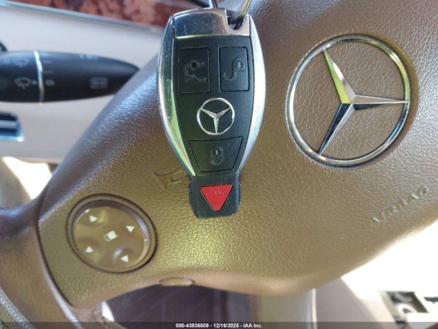 Mercedes-Benz S-Class 4matic Image 8