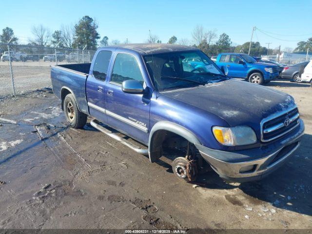  Salvage Toyota Tundra