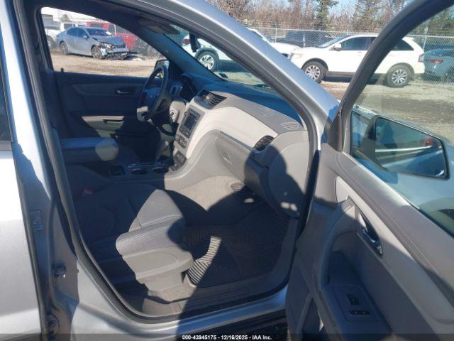 Chevrolet Traverse Ls Image 7