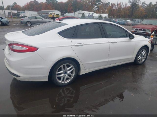 Ford Fusion Se Image 4