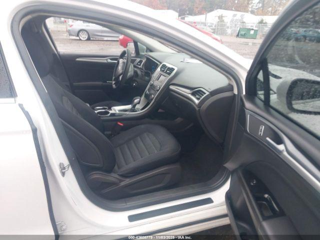 Ford Fusion Se Image 3