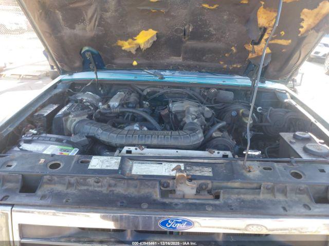 Ford Explorer Image 5