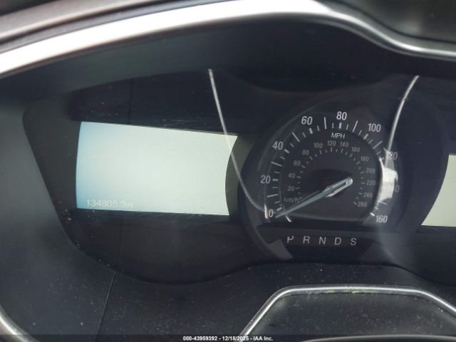 Ford Fusion Titanium Image 4