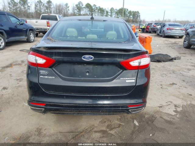 Ford Fusion Titanium Image 14