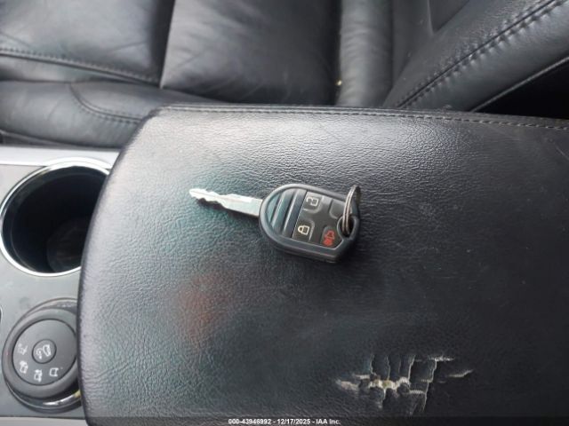 Ford Explorer Xlt Image 5