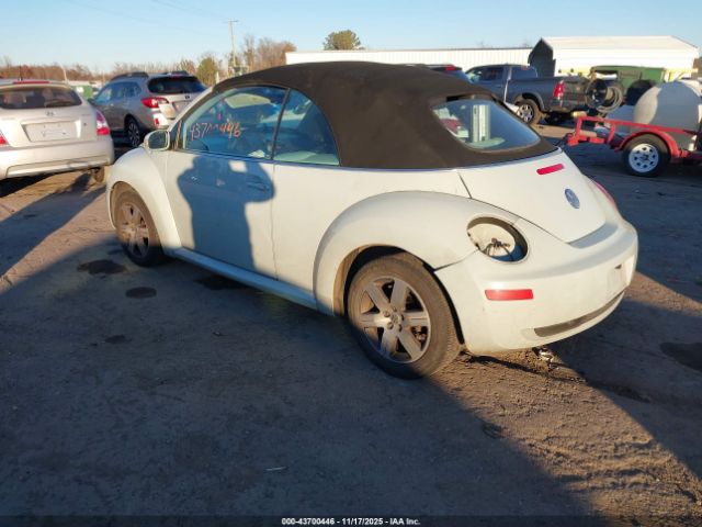 Volkswagen Beetle 2.5 Image 16