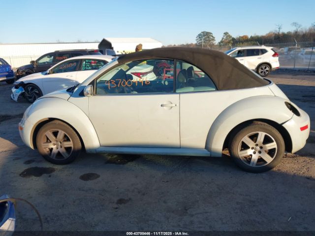 Volkswagen Beetle 2.5 Image 14
