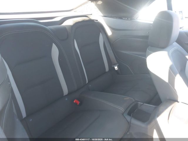 Chevrolet Camaro 1lt Image 9