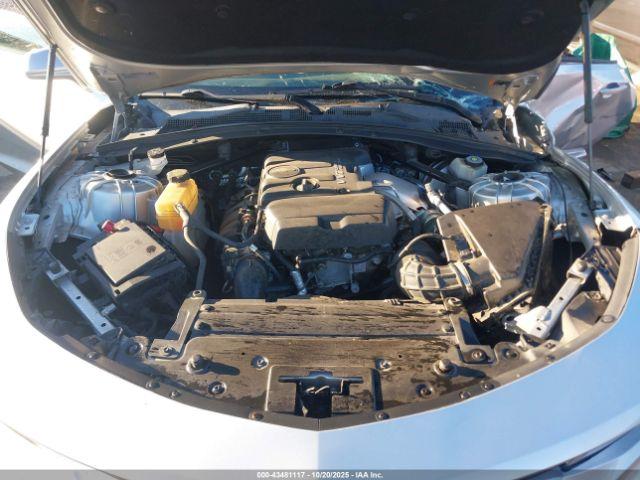 Chevrolet Camaro 1lt Image 10