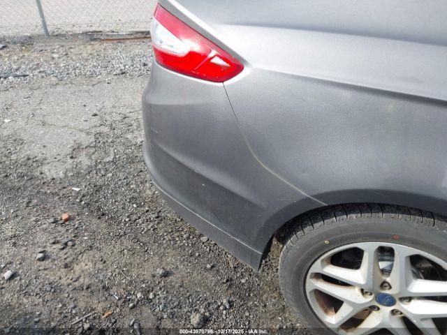 Ford Fusion Se Image 11