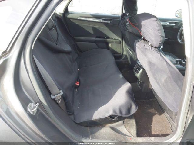 Ford Fusion Se Image 7