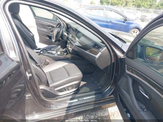 BMW 5 Series Image 6