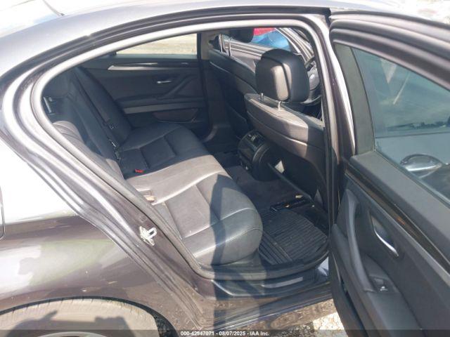 BMW 5 Series Image 5