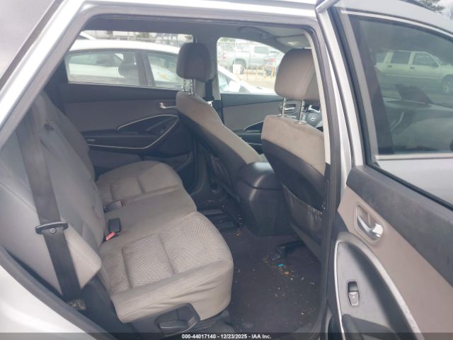 Hyundai SANTA FE Se Image 10