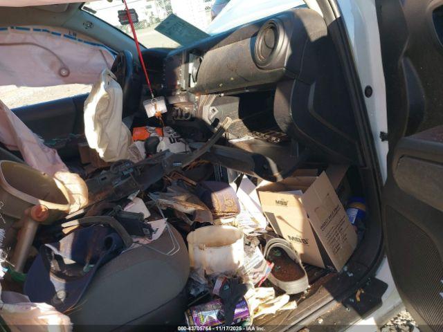 Toyota Tacoma Sr Image 15