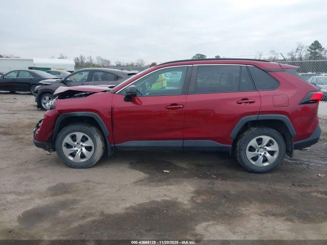 Toyota RAV4 Le Image 3