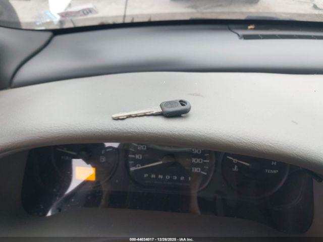 Oldsmobile Silhouette Premiere Image 10