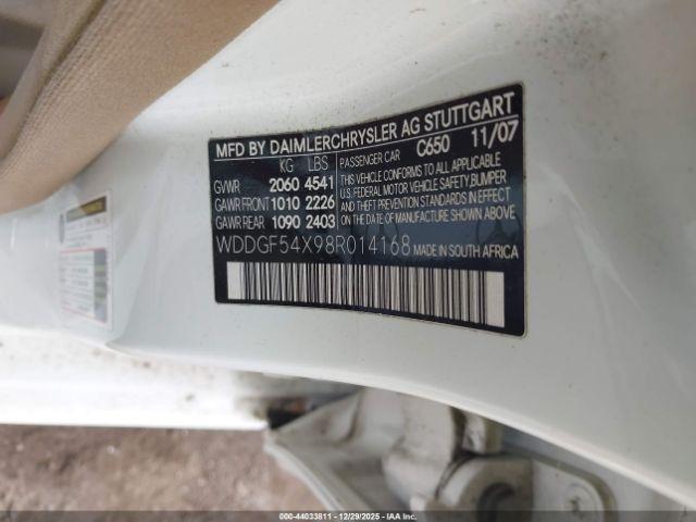 Mercedes-Benz C-Class Image 11