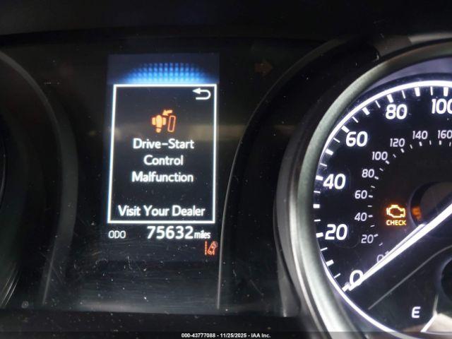 Toyota Camry Se Image 17