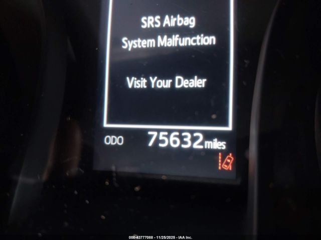 Toyota Camry Se Image 2