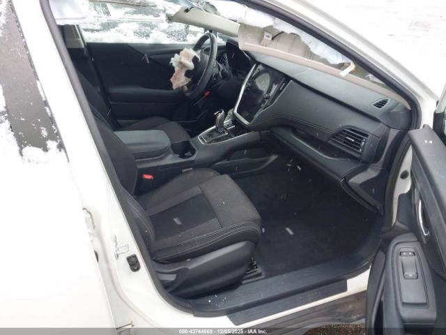 Subaru Outback Premium Image 4