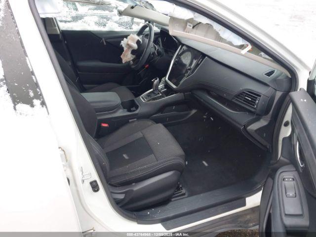 Subaru Outback Premium Image 4