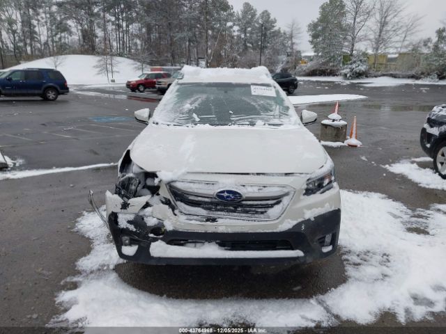 Subaru Outback Premium Image 16