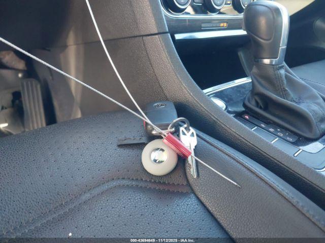 Volkswagen Passat 1.8t Se Image 9