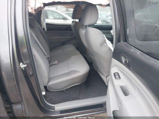 Toyota Tacoma Base V6 Image 17