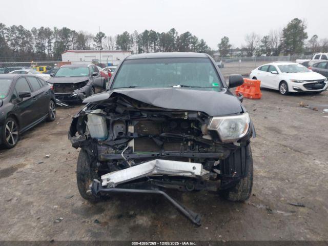 Toyota Tacoma Base V6 Image 2