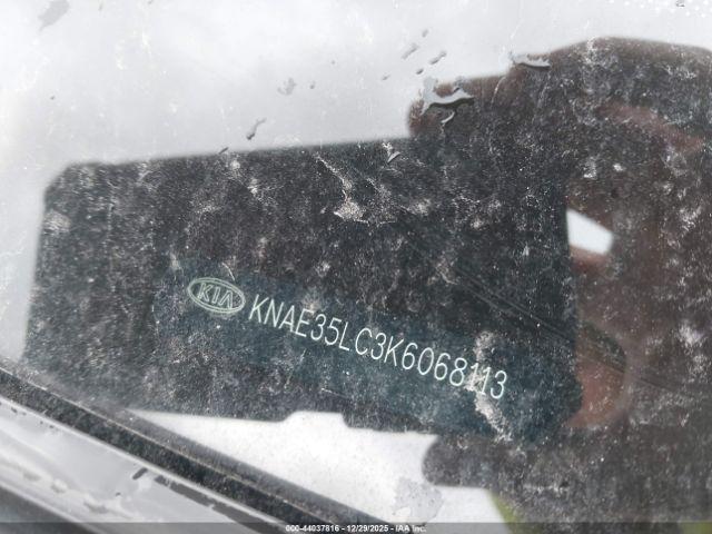 Kia Stinger Gt Image 4