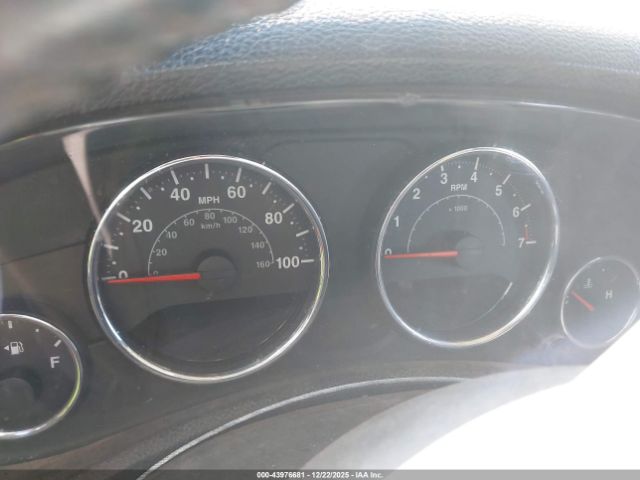 Jeep Wrangler Rubicon Image 13