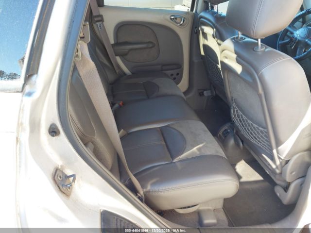 Chrysler PT Cruiser Limited Image 8