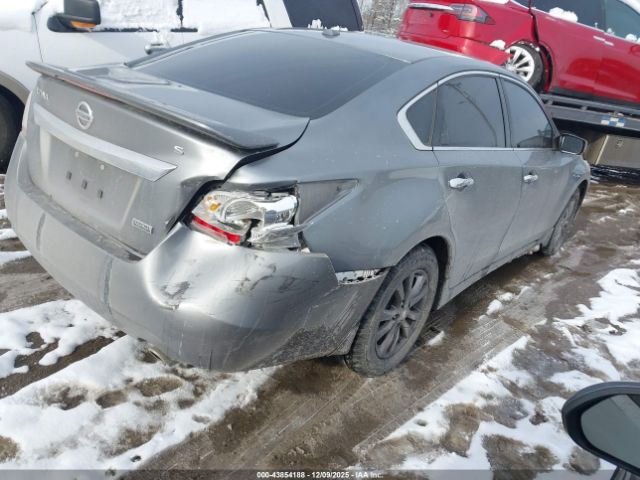 Nissan Altima 2.5 S Image 4