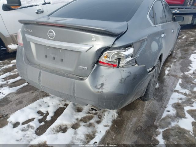 Nissan Altima 2.5 S Image 3