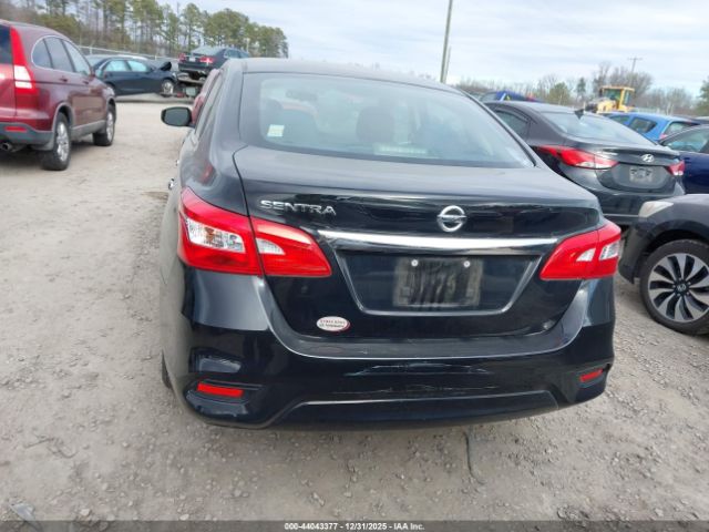 Nissan Sentra S Image 10