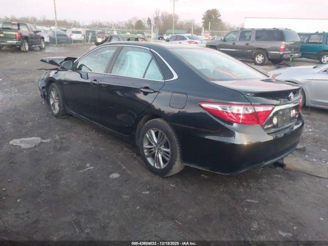 Toyota Camry Se Image 3