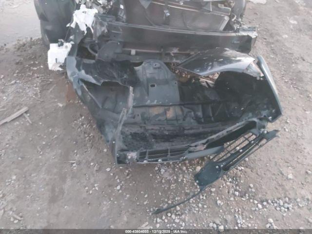 Toyota Camry Se Image 8