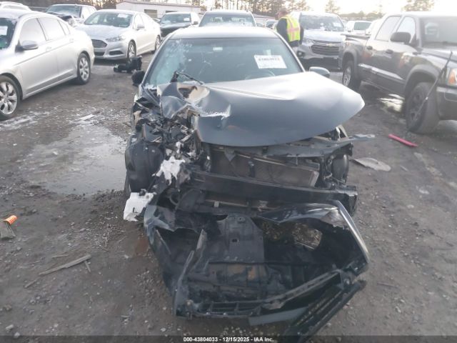 Toyota Camry Se Image 15