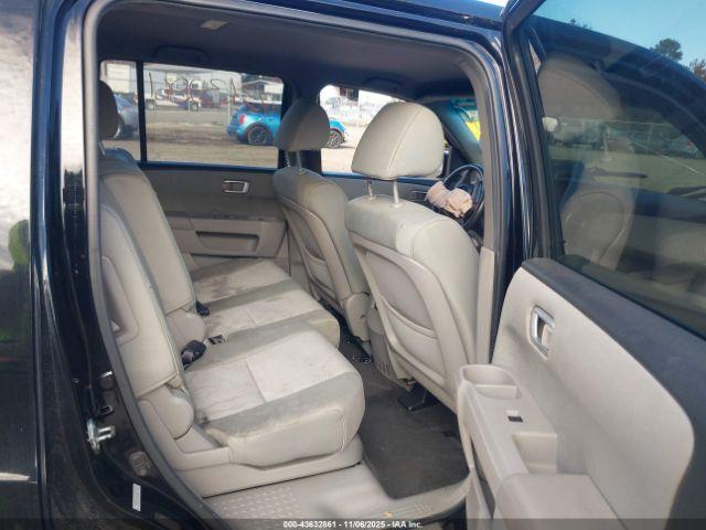 Honda Pilot Lx Image 16