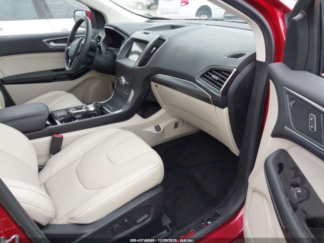 Ford Edge Titanium Image 5