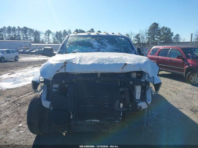 Ram 3500 Tradesman Image 8