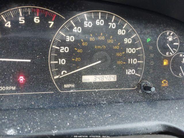 Toyota Sequoia Limited V8 Image 7