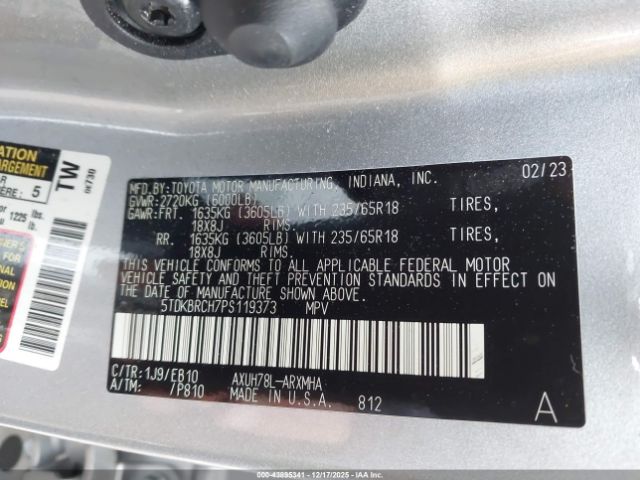 Toyota Highlander Hybrid Xle Image 6